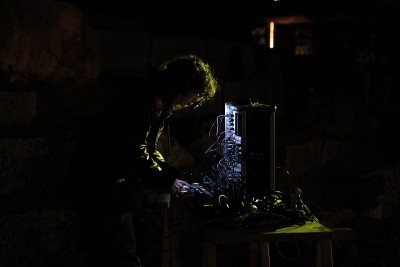 19:33